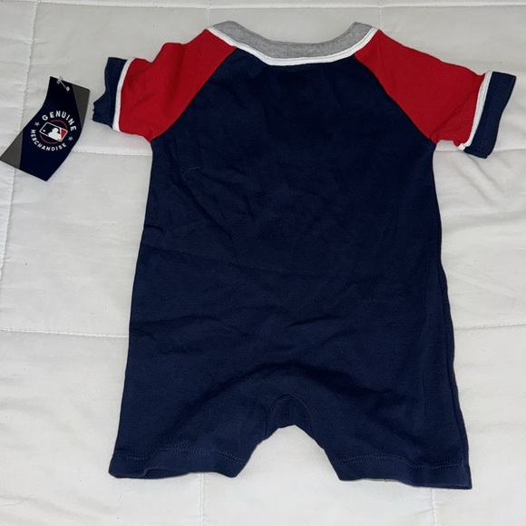 01- MLB Minnesota Twins Infant Onesie Size 12M - Picture 4 of 4